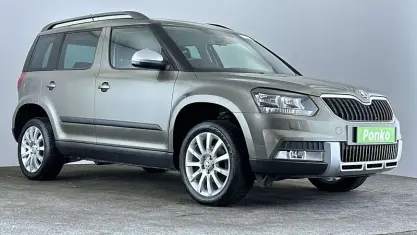Used Skoda Yeti Outdoor SE 110 HP (80 kW) 2016 Green SUV