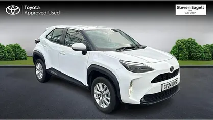 Used 2025 Toyota Yaris Hybrid Estate | £21,185 (Good price)