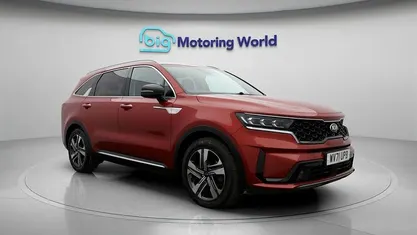 Begagnad Kia Sorento 230 HK (169 kW) 2021 Röd SUV
