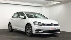 White Used 2018 VW Golf VII SE Hatchback | £13,495 (Fair price)