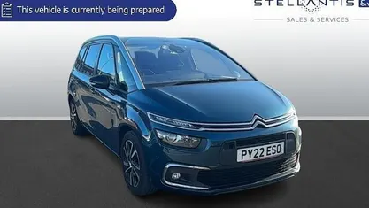 Used Citroën C4 SpaceTourer Shine 131 HP (96 kW) 2022 MPV