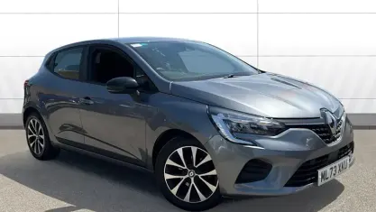 Used Renault Clio Evolution 90 HP (66 kW) 2023 Grey Hatchback