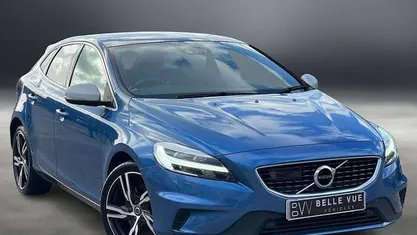 Used Volvo V40 R-Design Pro 150 HP (110 kW) 2018 Blue Hatchback