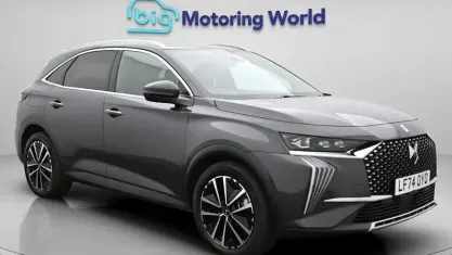 Used DS Automobiles DS7 Crossback Opera 300 HP (220 kW) 2024 Grey SUV