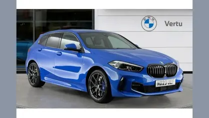Used BMW 118 M Sport 136 HP (100 kW) 2023 Blue Hatchback