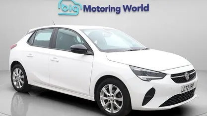 Begagnad Vauxhall Corsa Design Edition 75 HK (55 kW) 2022 Vit Halvkombi