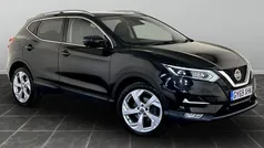 Black Used 2018 Nissan Qashqai Tekna SUV | £13,695 (Fair price)