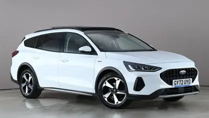 Gebraucht Ford Focus Active 125 PS (91 kW) 2022 Weiß Kombi