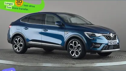 Begagnad Renault Arkana Version S 143 HK (105 kW) 2022 Blå SUV