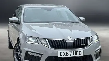 Begagnad Skoda Octavia vRS 230 HK (169 kW) 2018 Halvkombi