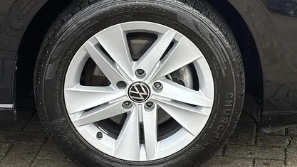 Used 2023 VW Golf VIII Life Hatchback | £15,699 (Fair price)