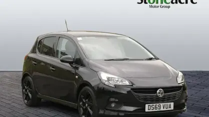Used Vauxhall Corsa SRi 90 HP (66 kW) 2019 Black Hatchback