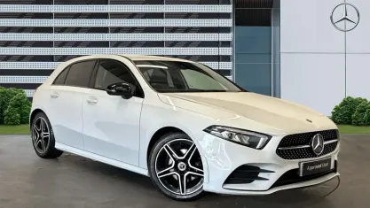 Begagnad Mercedes A180 Executive 136 HK (100 kW) 2022 Vit Halvkombi