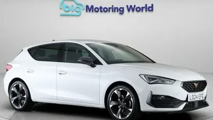 Used Cupra Leon 150 HP (110 kW) 2024 White Hatchback