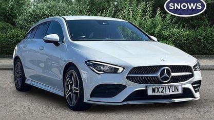 Usado Mercedes CLA220 Shooting Brake AMG line 190 HP (139 kW) 2021 Branco Carrinha