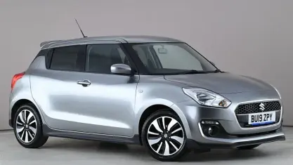 Używany Suzuki Swift 90 KM (66 kW) 2019 Srebrny Hatchback