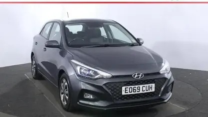 Used Hyundai i20 SE 84 HP (61 kW) 2019 Grey Hatchback