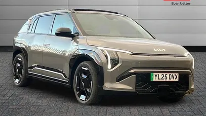 New 2025 Kia EV3 GT-Line S SUV | £35,999 (Good price)