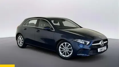 Begagnad Mercedes A200 163 HK (119 kW) 2021 Halvkombi
