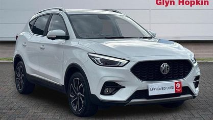 Używany MG ZS Exclusive 111 KM (81 kW) 2024 Biały SUV