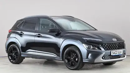 Gebraucht Hyundai Kona Premium 120 PS (88 kW) 2022 Schwarz SUV