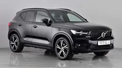 Onyx black Used 2021 Volvo XC40 R-Design SUV | £25,150 (Fair price)