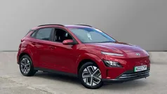 Red Used 2022 Hyundai Kona SE SUV | £12,800 (Fair price)