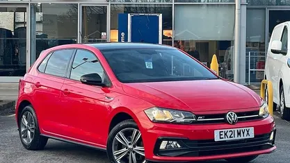 Begagnad VW Polo R-line 110 HK (80 kW) 2021 Halvkombi