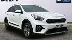 White Used 2022 Kia Niro 2 SUV | £17,495 (Fair price)