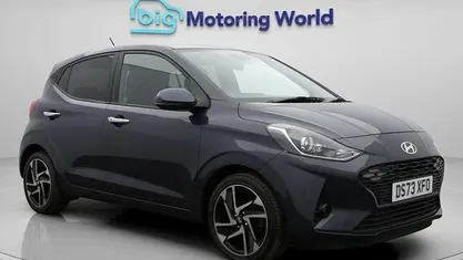 Used Hyundai i10 Premium 67 HP (49 kW) 2023 Hatchback