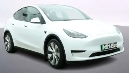 Usado Tesla Model Y RWD 254 kW (346 HP) 2023 Branco SUV