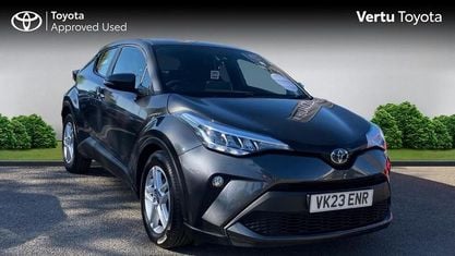 Gebraucht Toyota C-HR 122 PS (89 kW) 2023 Grau SUV