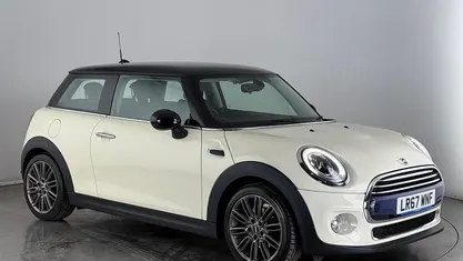 White Used 2017 Mini Cooper Hatch Hatchback | £15,150 (Fair price)