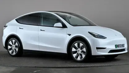 Used Tesla Model Y RWD 219 kW (299 HP) 2023 White SUV
