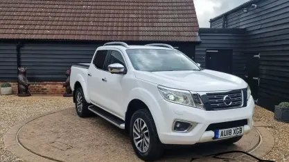 Used Nissan Navara Tekna 190 HP (139 kW) 2018 White Pickup