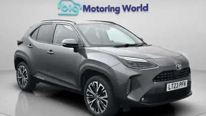 Used Toyota Yaris Cross 116 HP (85 kW) 2023 Grey SUV