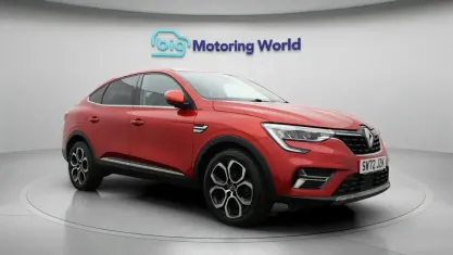 Używany Renault Arkana Techno 145 KM (106 kW) 2023 Czerwony SUV