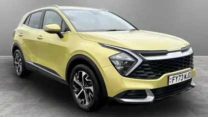 Used Kia Sportage 230 HP (169 kW) 2023 Yellow SUV