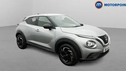 Used Nissan Juke N-Connecta 114 HP (83 kW) 2023 Silver SUV