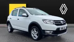 White Used 2016 Dacia Sandero Lauréate Hatchback | £4,097 (Fair price)
