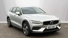 Silver Used 2021 Volvo V60 CC Pro Estate | £22,412 (Fair price)