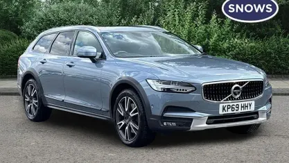 Used Volvo V90 CC Plus 235 HP (172 kW) 2019 Blue Estate