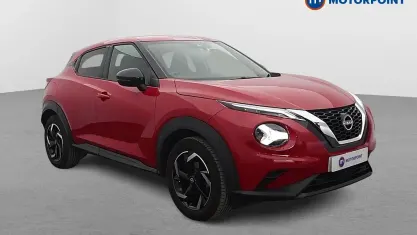Used Nissan Juke N-Connecta 114 HP (83 kW) 2023 Red SUV