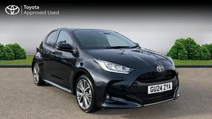 Used Toyota Yaris Hybrid 116 HP (85 kW) 2024 Eclipse black Hatchback