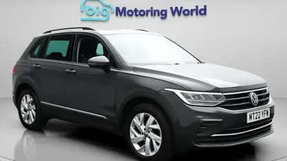 Begagnad VW Tiguan S 150 HK (110 kW) 2022 Grå SUV