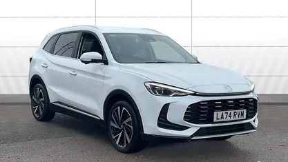 Used 2024 MG ZS Trophy Hatchback | £18,837 (Fair price)