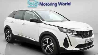 Używany Peugeot 3008 Premium 300 KM (220 kW) 2022 Biały SUV