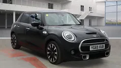 Black Used 2019 Mini Cooper S Exclusive Hatchback | £17,700 (Fair price)