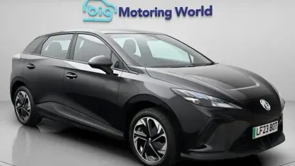 Used MG MG4 EV SE 319 kW (435 HP) 2023 Black Hatchback