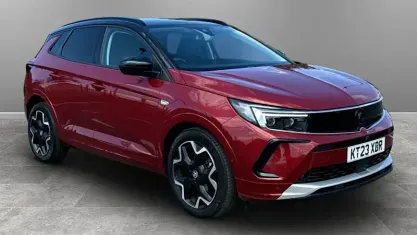 Used Vauxhall Grandland X Ultimate 131 HP (96 kW) 2023 Red SUV